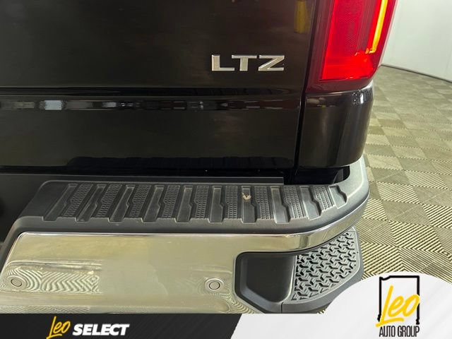 Used 2021 Chevrolet Silverado 1500 LTZ AWD/4WD image 9