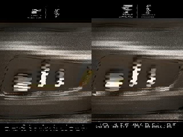 Used 2020 Cadillac XT6 Premium Luxury image 25