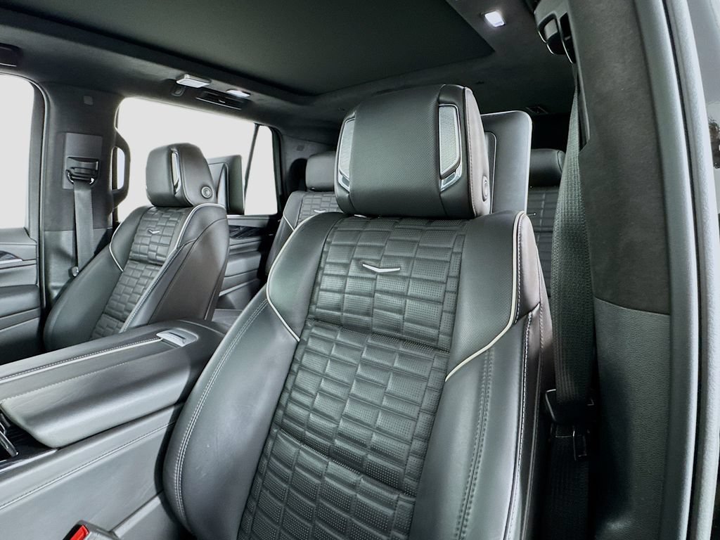 Used 2023 Cadillac Escalade V AWD/4WD image 20