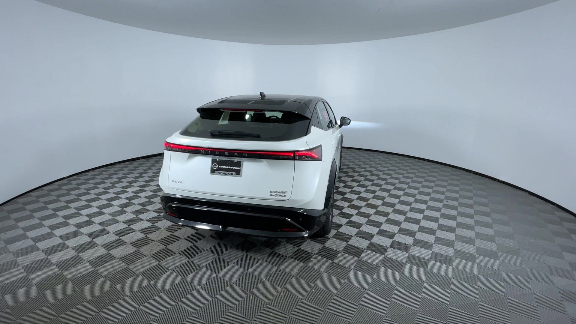 Certified 2023 Nissan Ariya AWD image 8