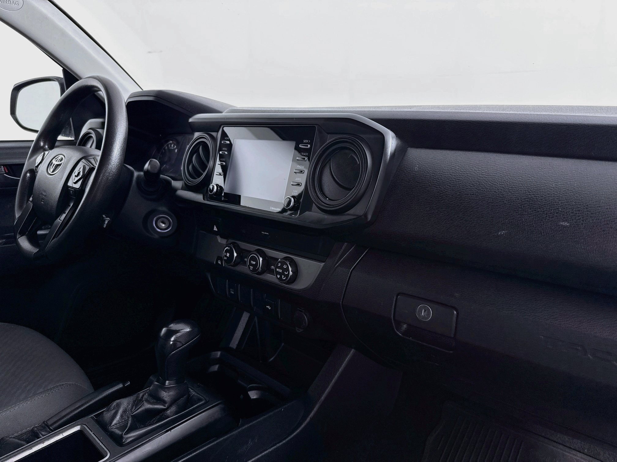 Used 2022 Toyota Tacoma SR RWD image 25