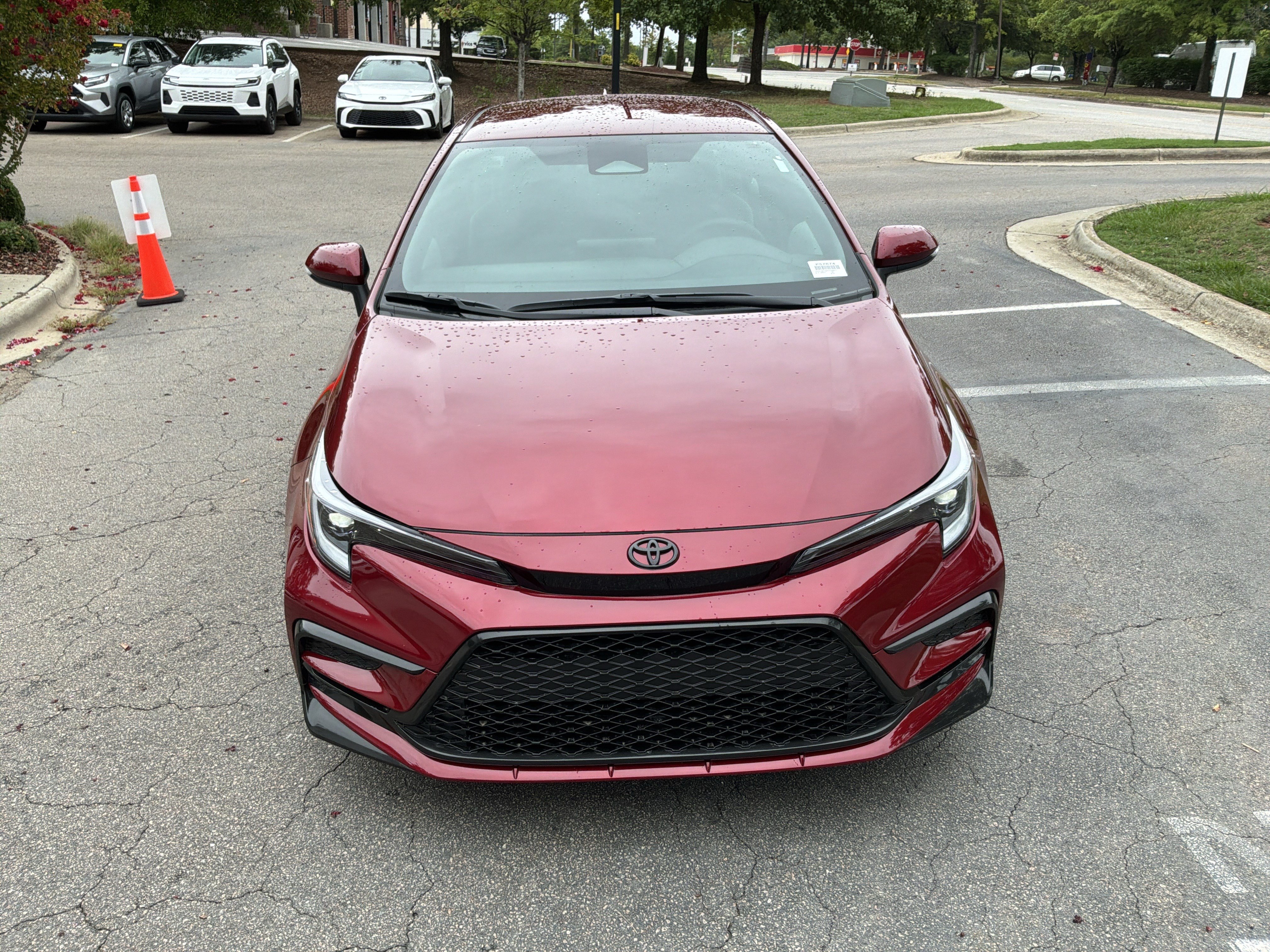 Used 2026 Toyota Corolla SE FWD image 3
