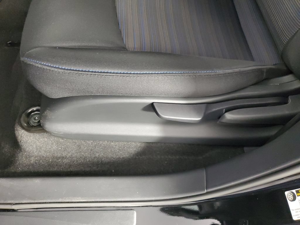 Used 2025 Nissan Leaf S FWD image 29