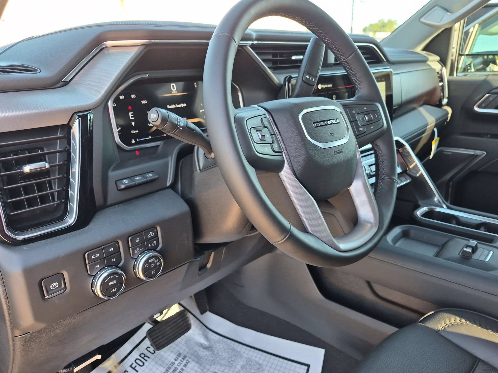 New 2026 GMC Sierra 2500 Denali w/ Denali Reserve Package AWD/4WD image 12