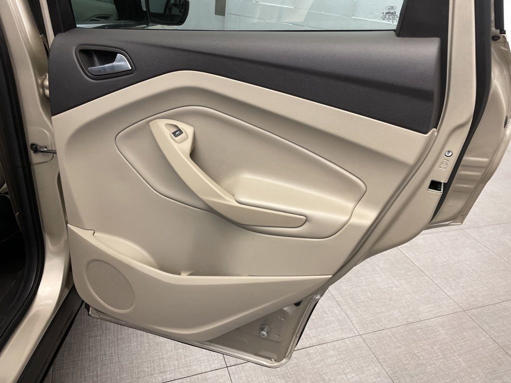 Used 2018 Ford Escape SE image 29