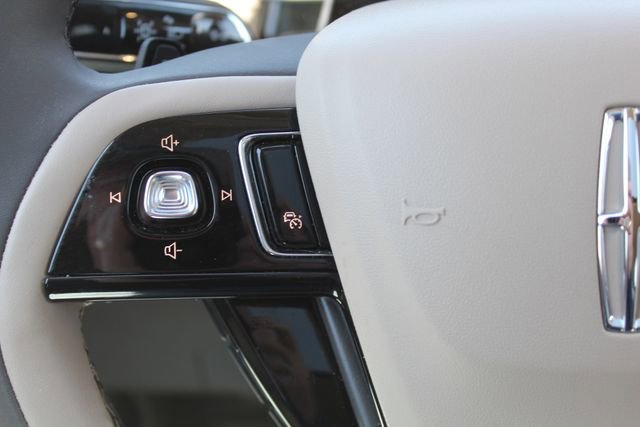 Used 2023 Lincoln Corsair FWD w/ Equipment Group 102A image 24