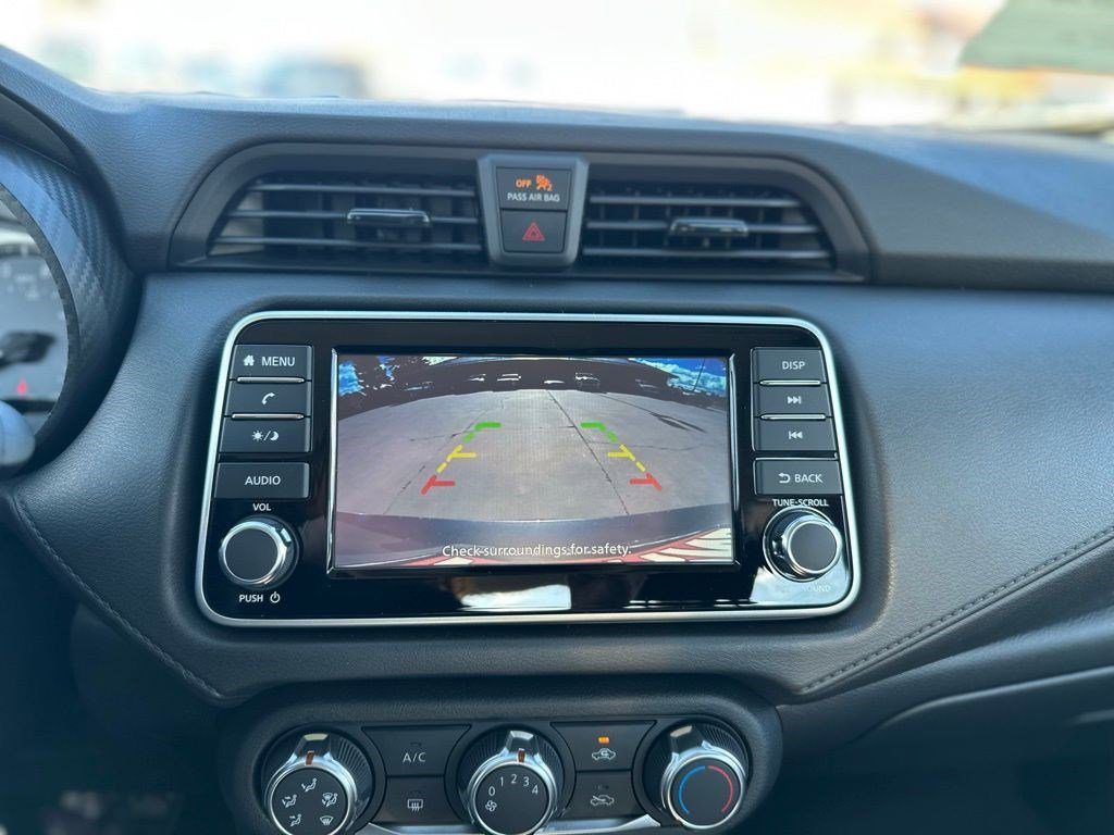 Used 2025 Nissan Versa S w/ Trunk Package image 23