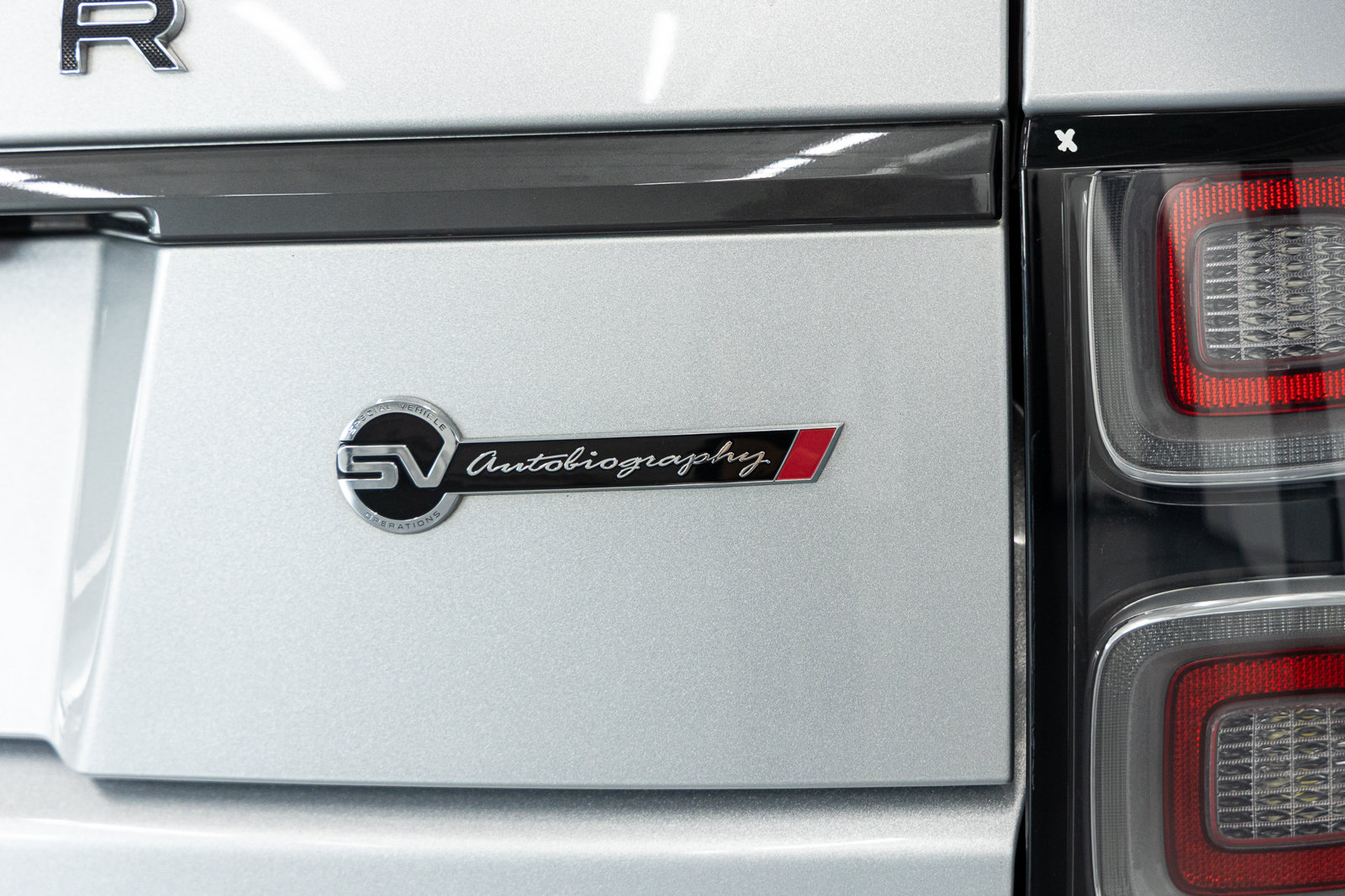 Used 2020 Land Rover Range Rover SV Autobiography Dynamic AWD/4WD image 17