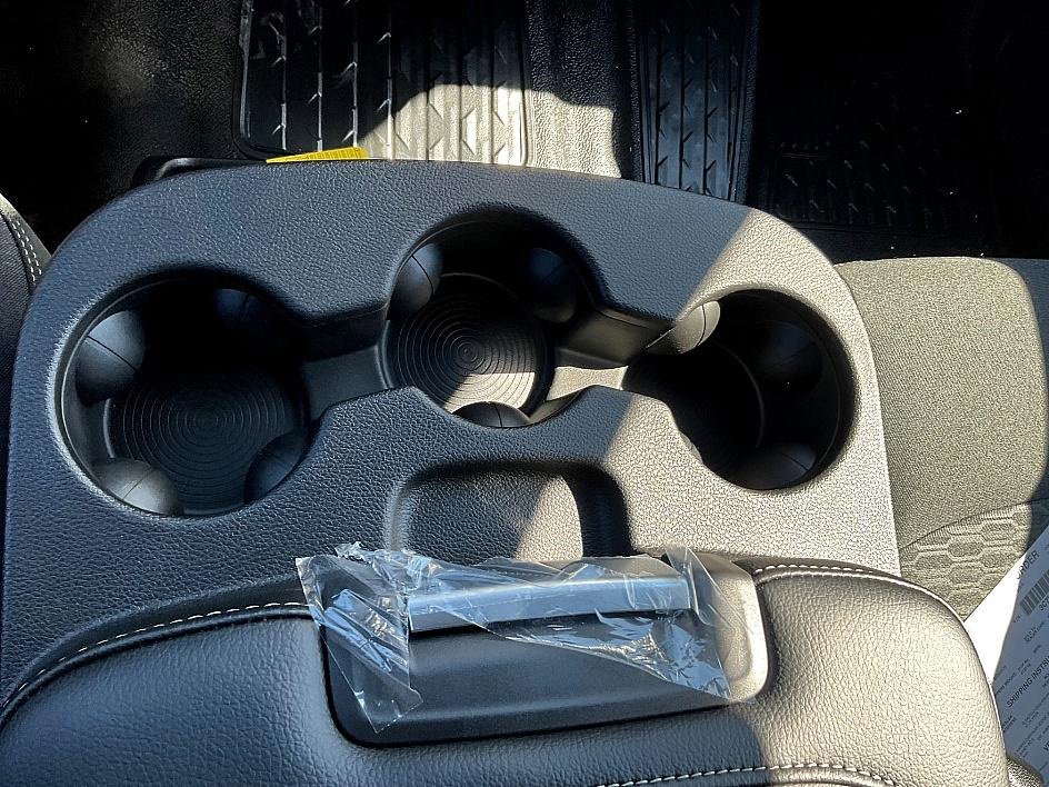 New 2026 RAM 5500 4x4 Crew Cab image 31