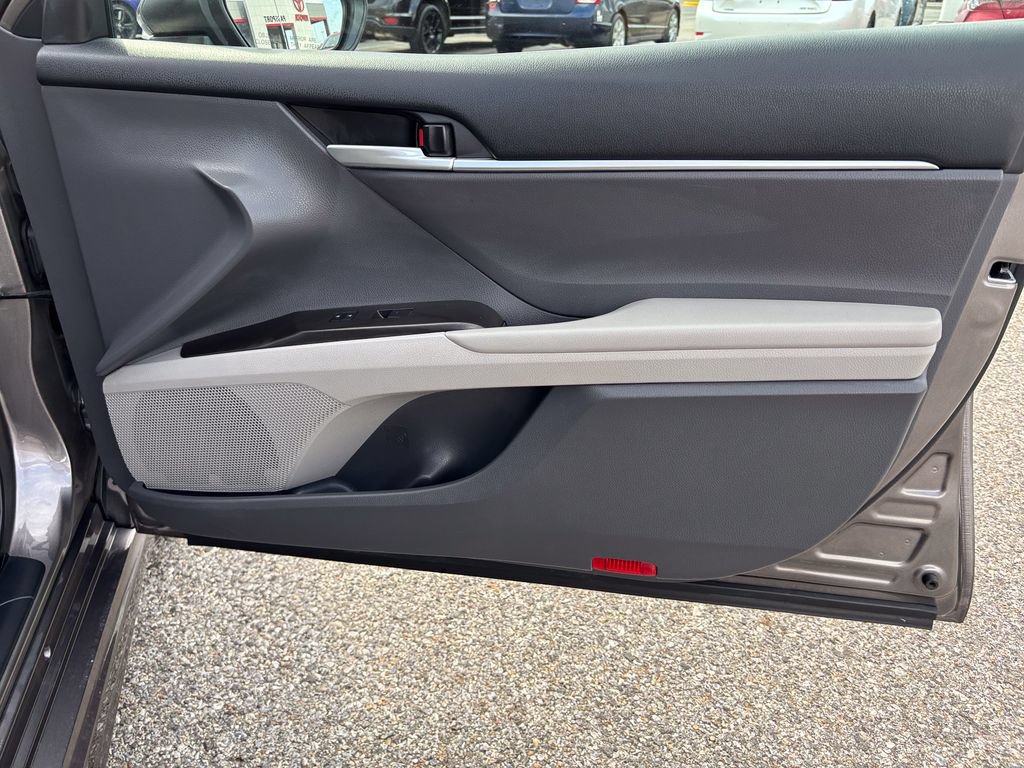 Used 2024 Toyota Camry SE FWD image 39
