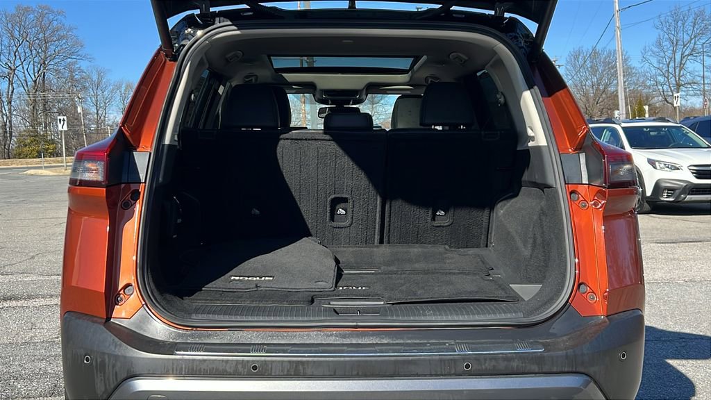 Used 2022 Nissan Rogue SL w/ SL Premium Package image 17