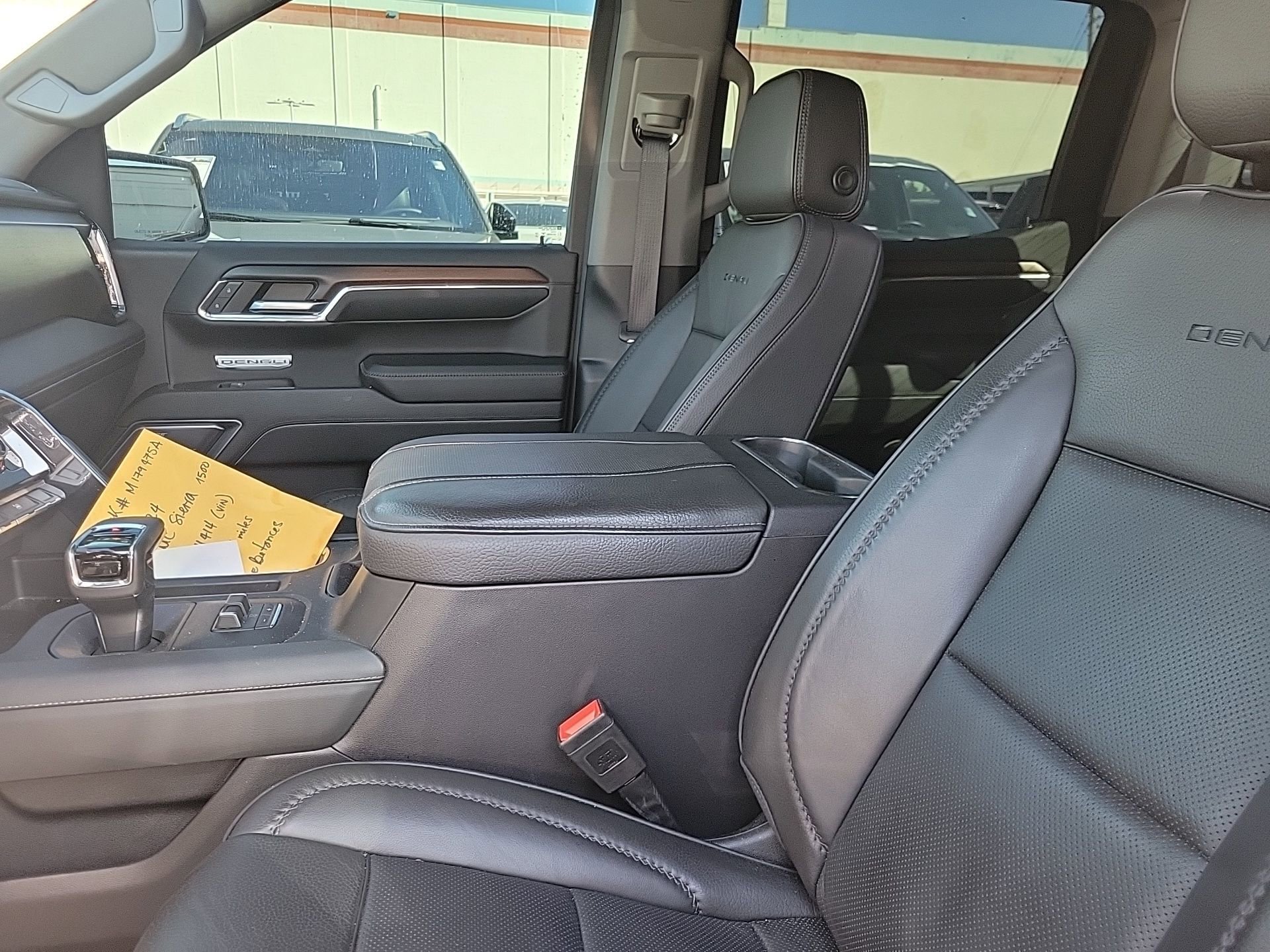 Used 2024 GMC Sierra 1500 Denali w/ Technology Package image 23