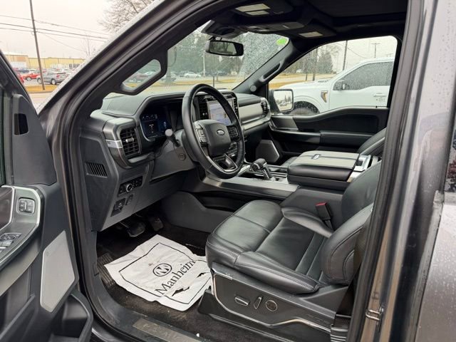 Used 2025 Ford F150 Platinum w/ Equipment Group 702A High image 12
