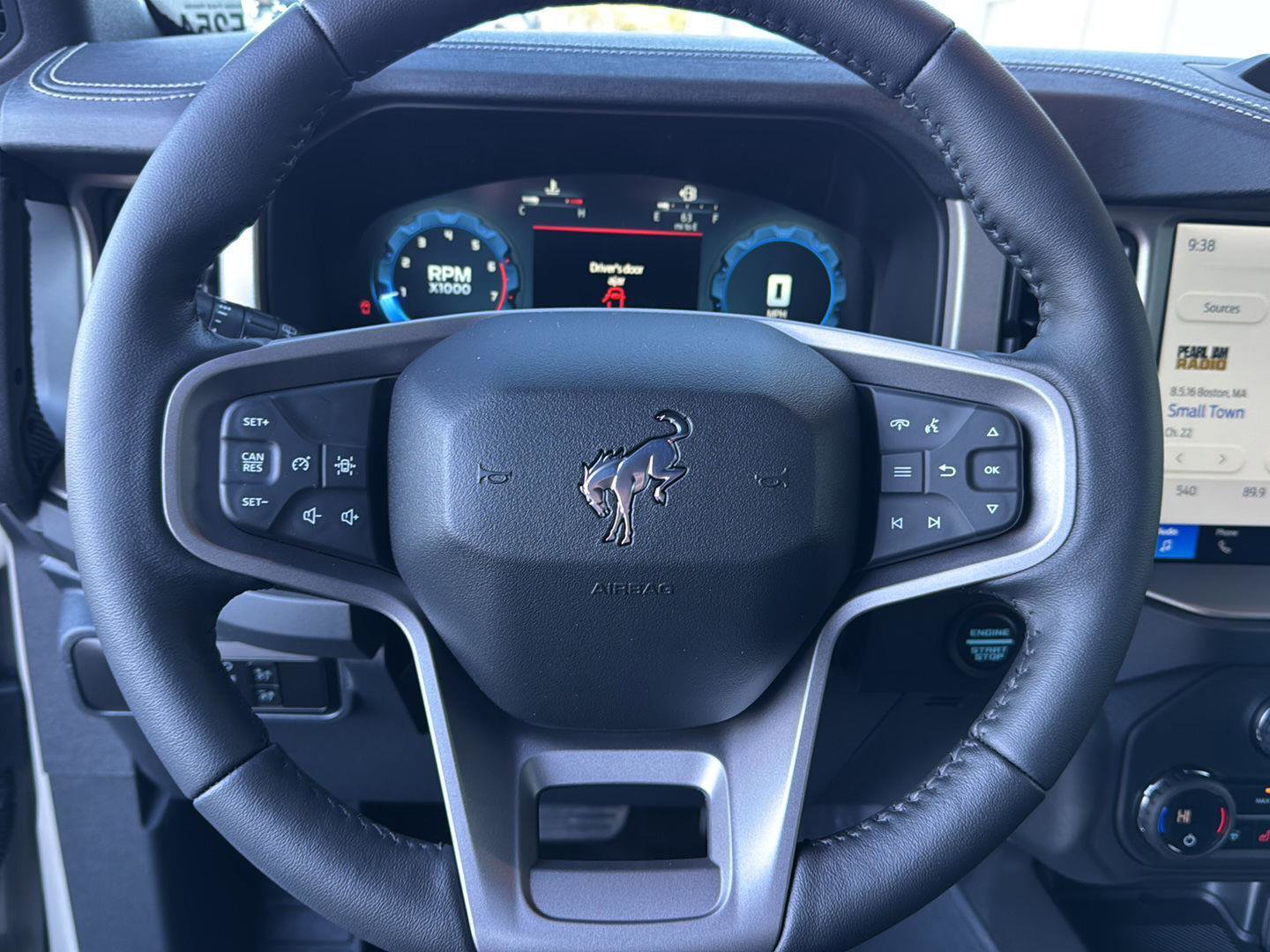 New 2025 Ford Bronco Outer Banks image 25