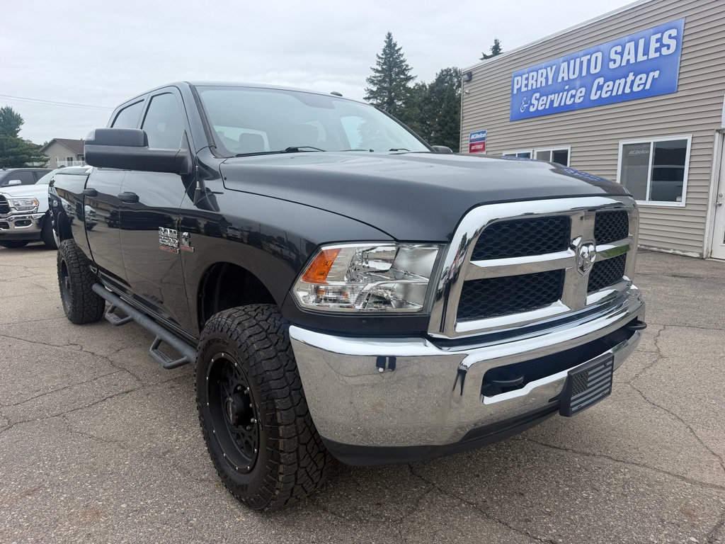 Used 2018 RAM 2500 Tradesman w/ Chrome Appearance Group AWD/4WD image 2