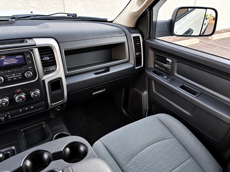 Used 2018 RAM 2500 Tradesman w/ Chrome Appearance Group AWD/4WD image 10