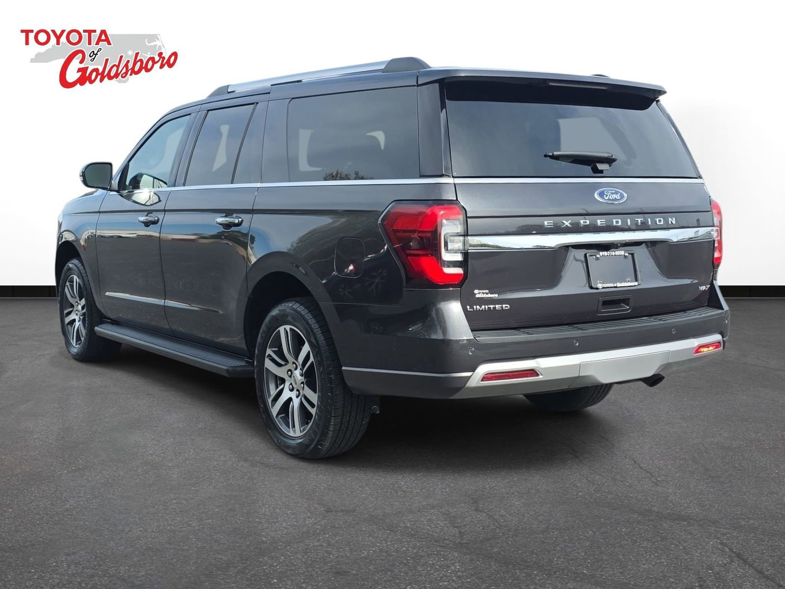 Used 2024 Ford Expedition Max Limited image 7