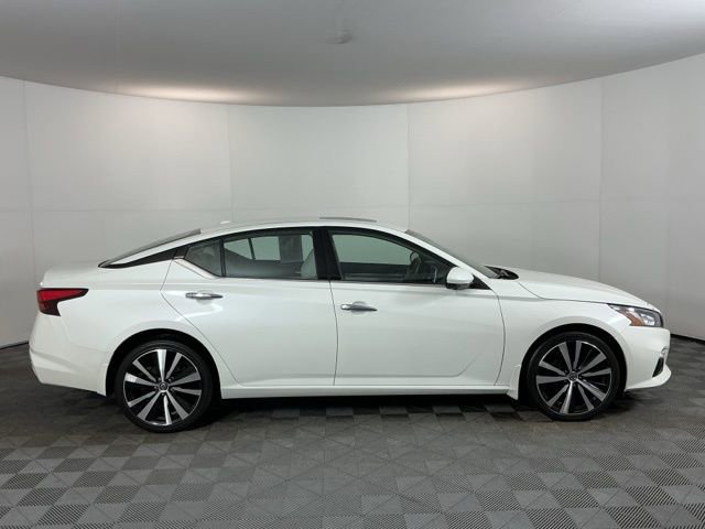 Used 2021 Nissan Altima 2.5 Platinum AWD/4WD image 4