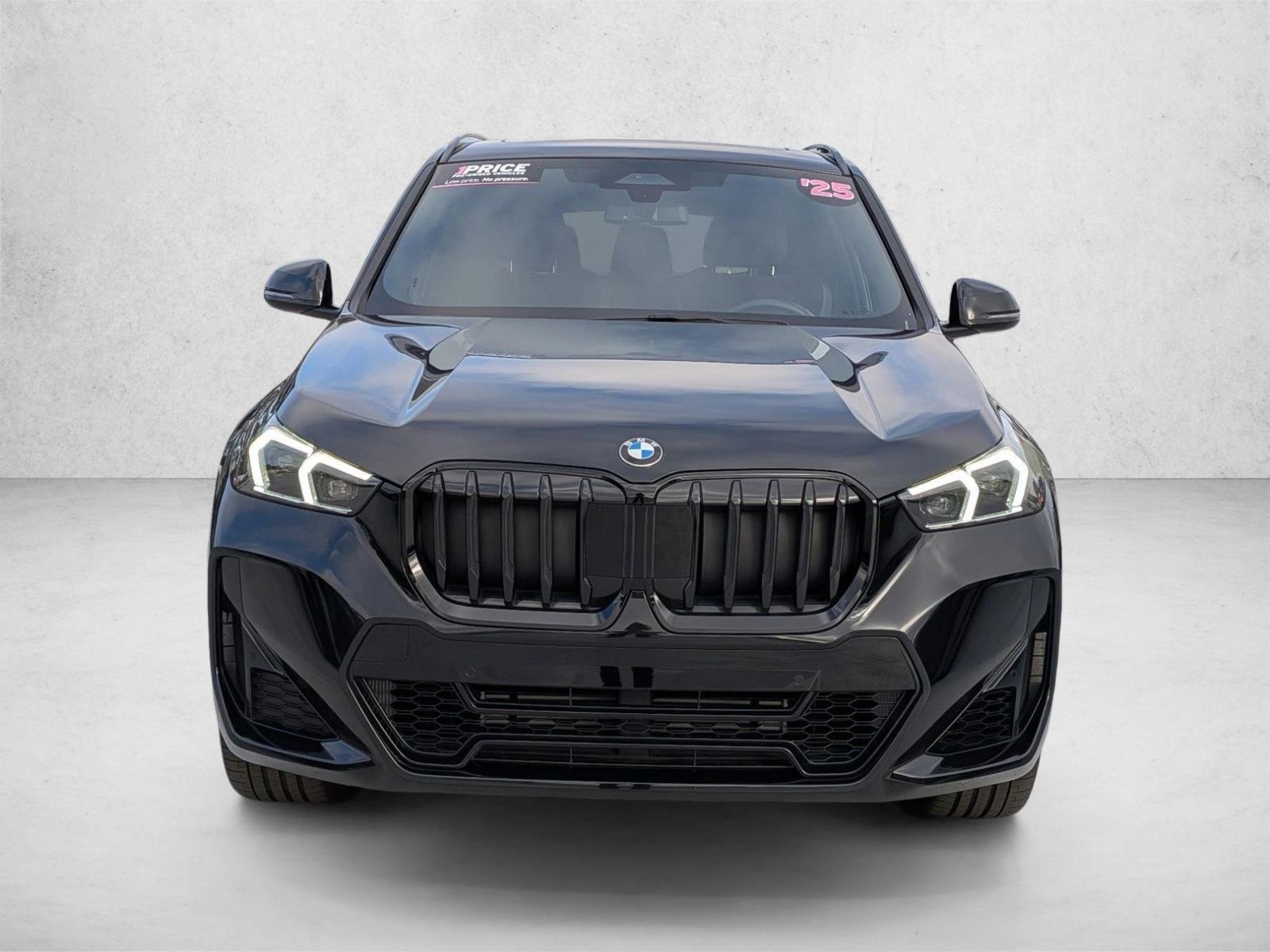 Used 2025 BMW X1 xDrive28i w/ M Sport Package AWD/4WD image 2