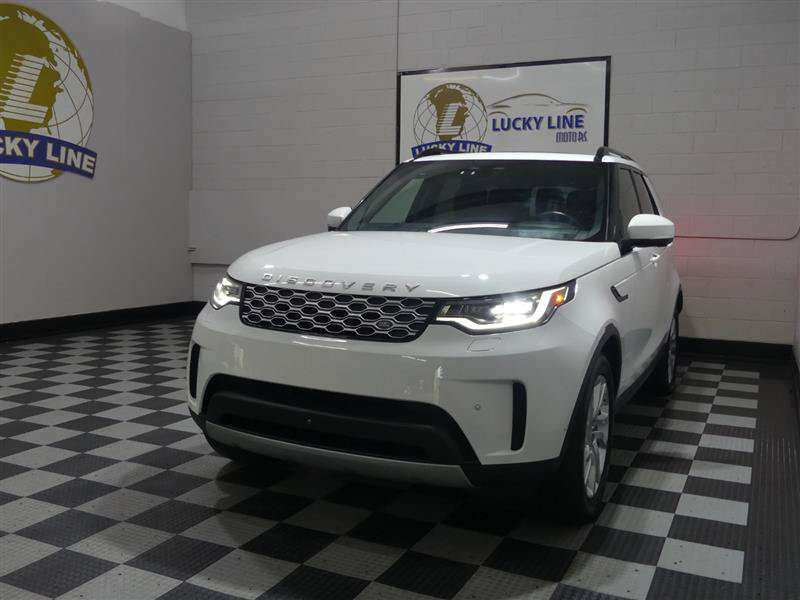 Used 2023 Land Rover Discovery S AWD/4WD image 5