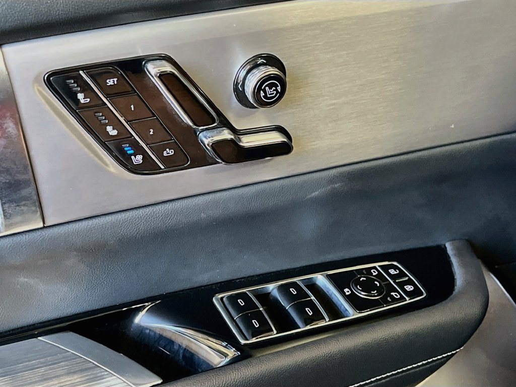 Used 2026 Cadillac Vistiq Luxury AWD/4WD image 18