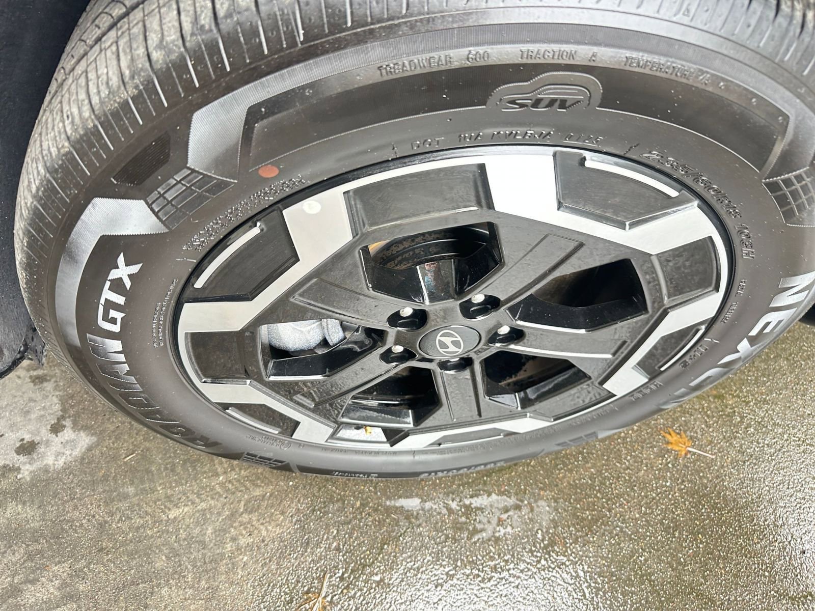 Used 2025 Hyundai Santa Fe SEL image 32