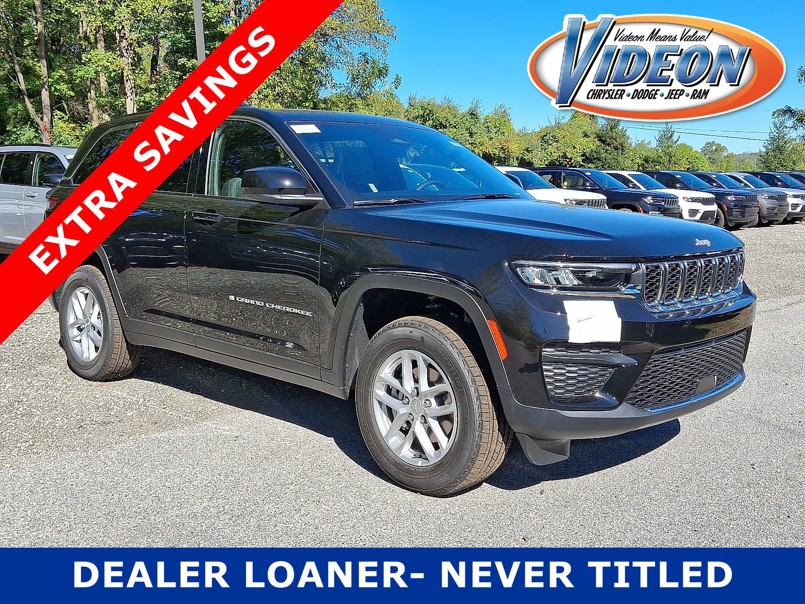 New 2025 Jeep Grand Cherokee Laredo X w/ Luxury Tech Group I