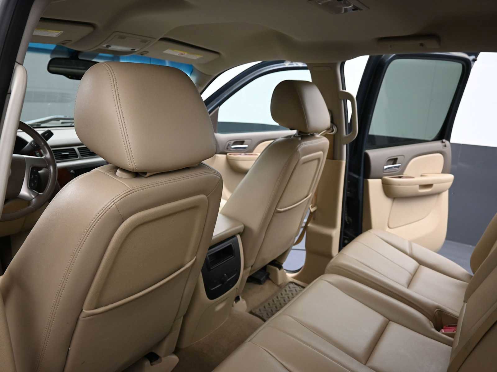 Used 2012 Chevrolet Silverado 3500 LTZ image 18