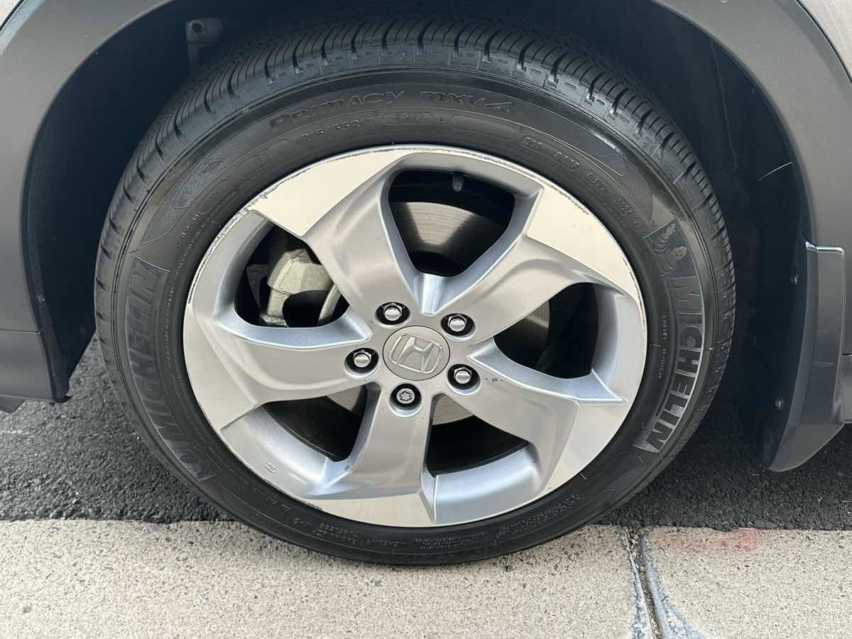 Used 2017 Honda HR-V LX image 50