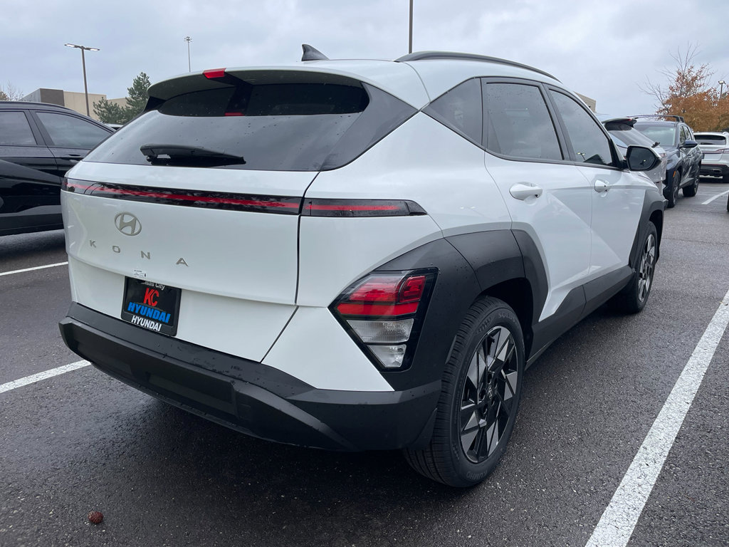 New 2025 Hyundai Kona SEL image 5