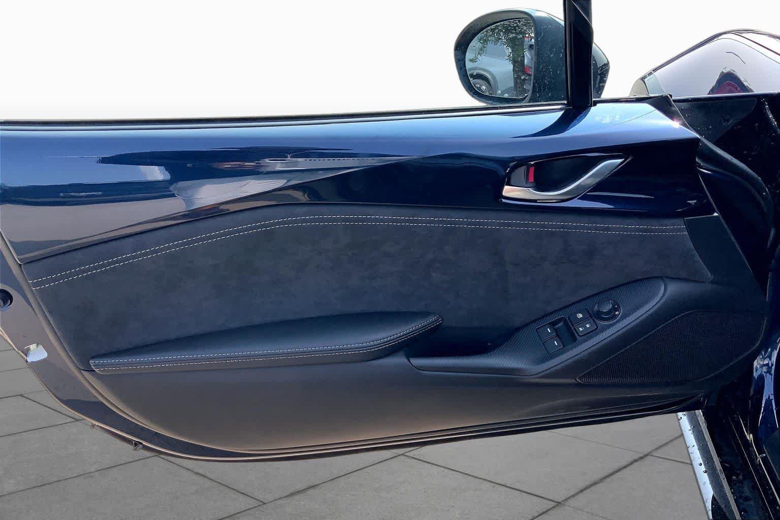New 2026 MAZDA MX-5 Miata RF Club RWD image 10