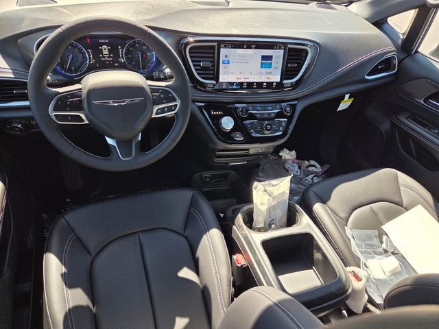 New 2026 Chrysler Pacifica Select FWD image 9