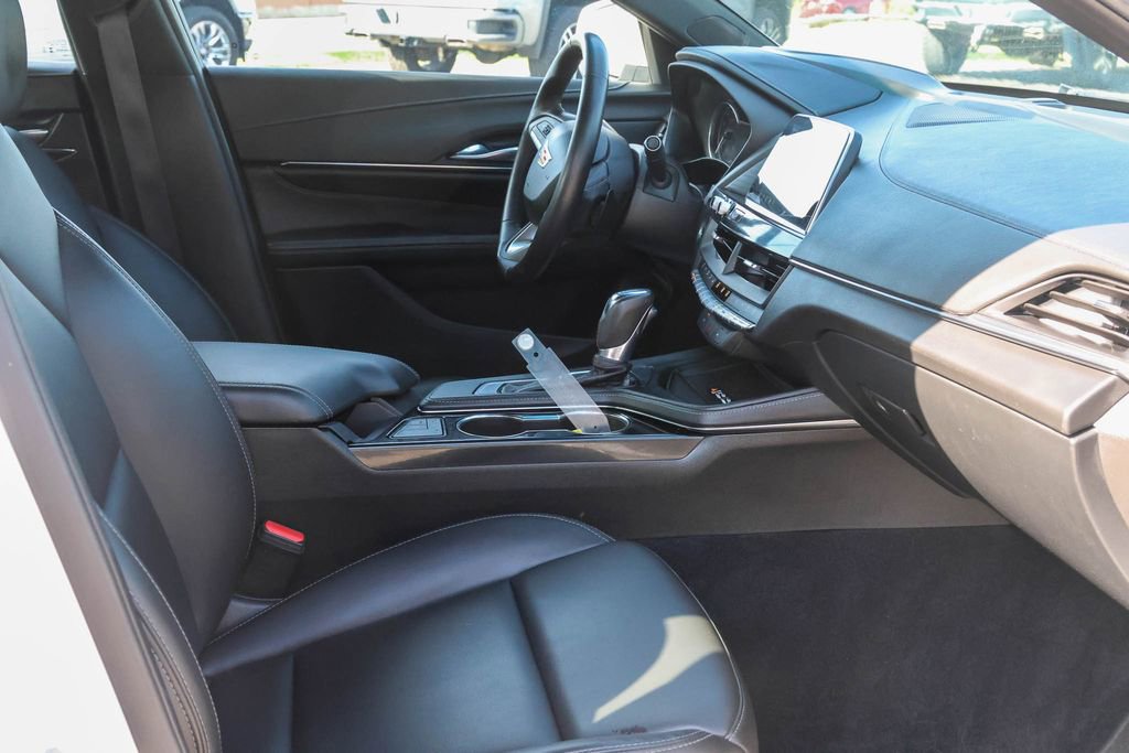 Used 2024 Cadillac CT4 Luxury RWD image 9