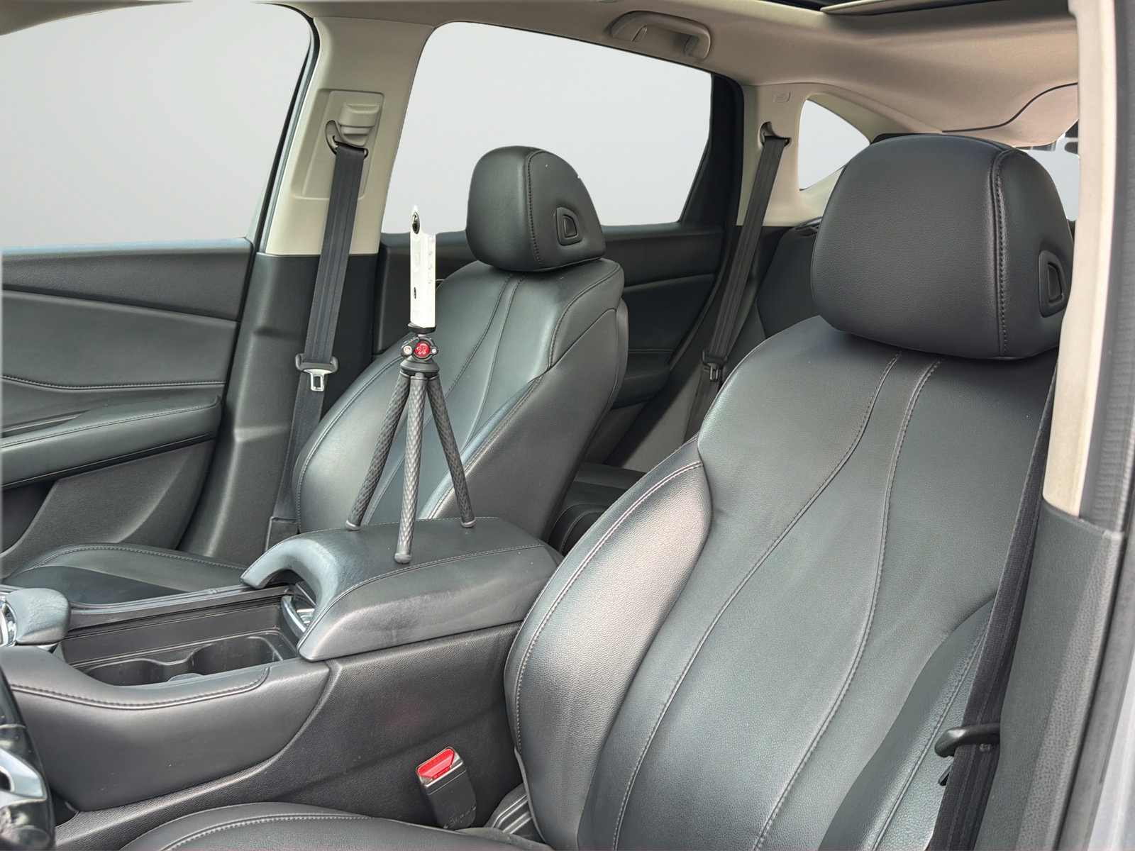 Used 2021 Acura RDX AWD image 32