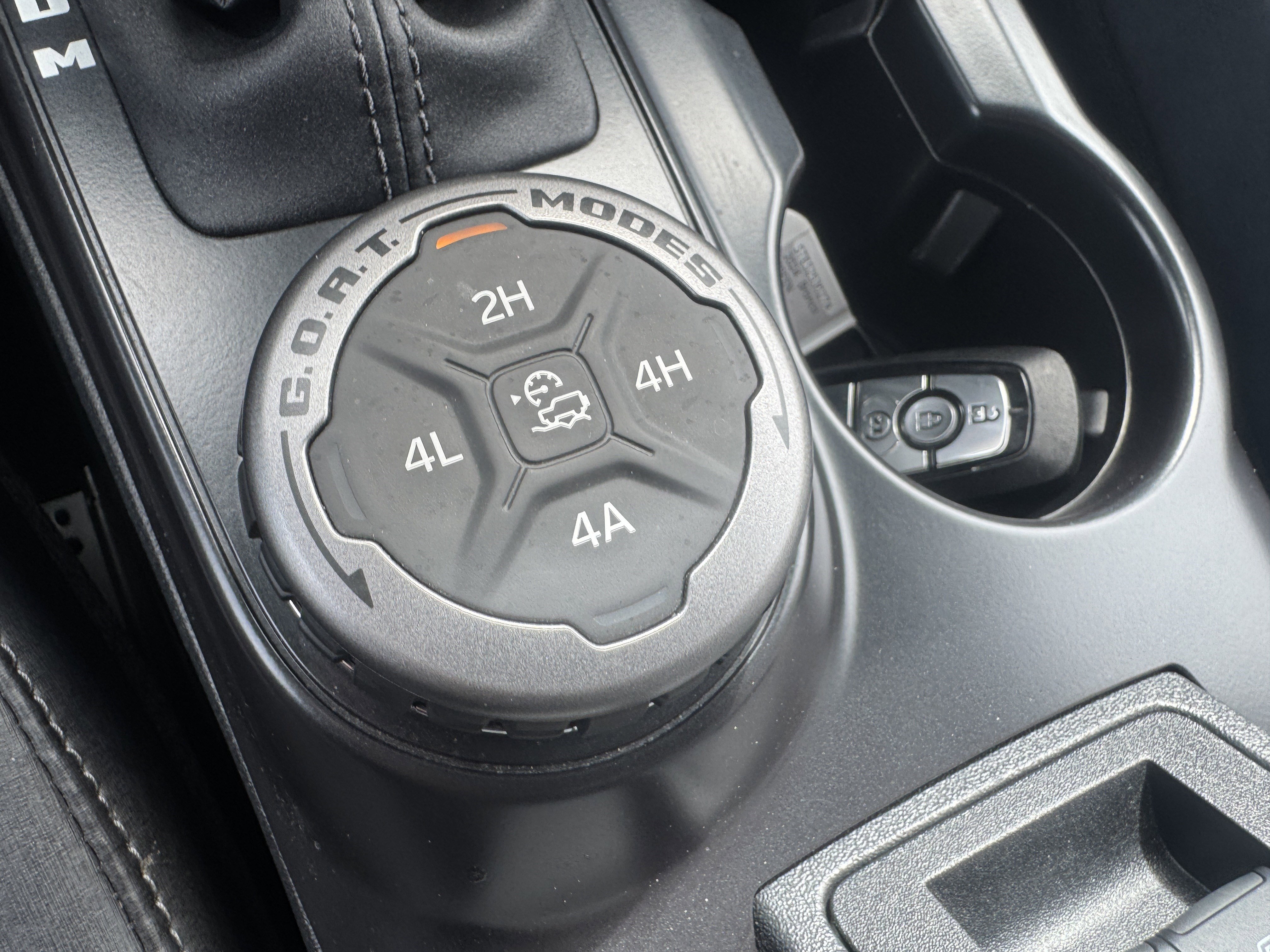 Used 2024 Ford Bronco Everglades image 27