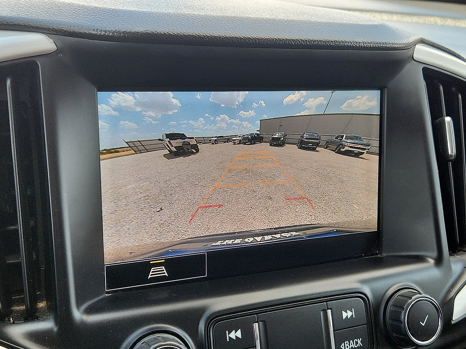 Used 2022 GMC Terrain SLT AWD/4WD image 16