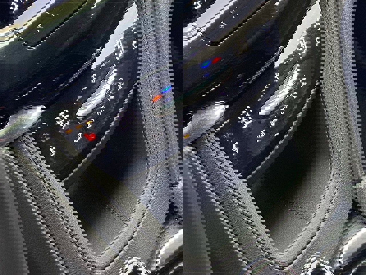 Certified 2023 Cadillac XT6 Premium Luxury w/ Technology Package image 32