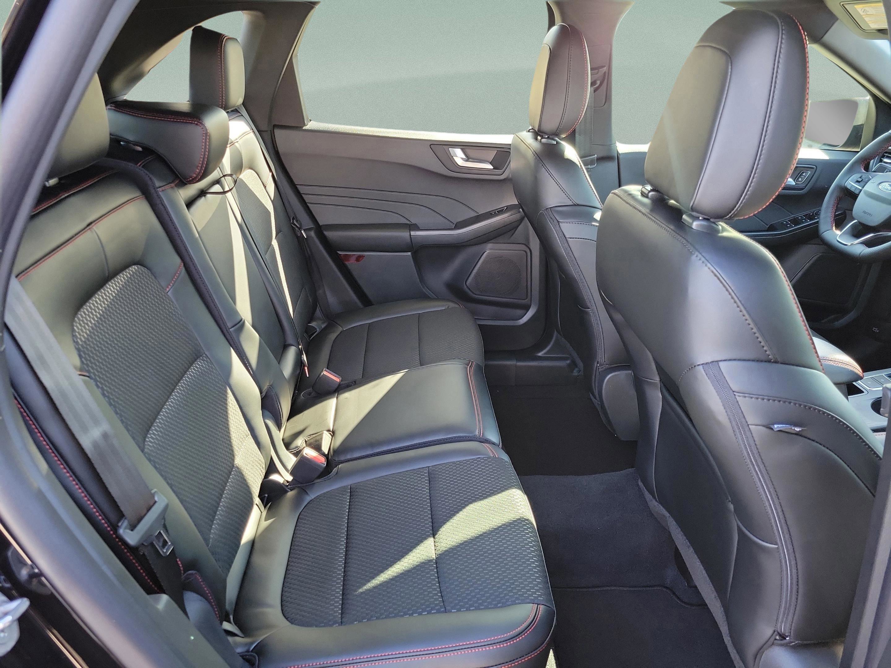 New 2026 Ford Escape ST-Line w/ Tech Pack #1 image 13