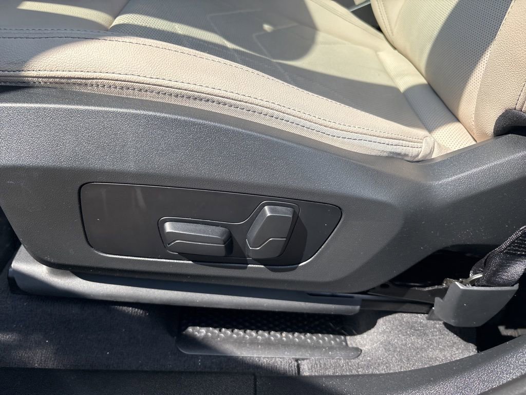 Used 2023 BMW X1 xDrive28i w/ Convenience Package image 13