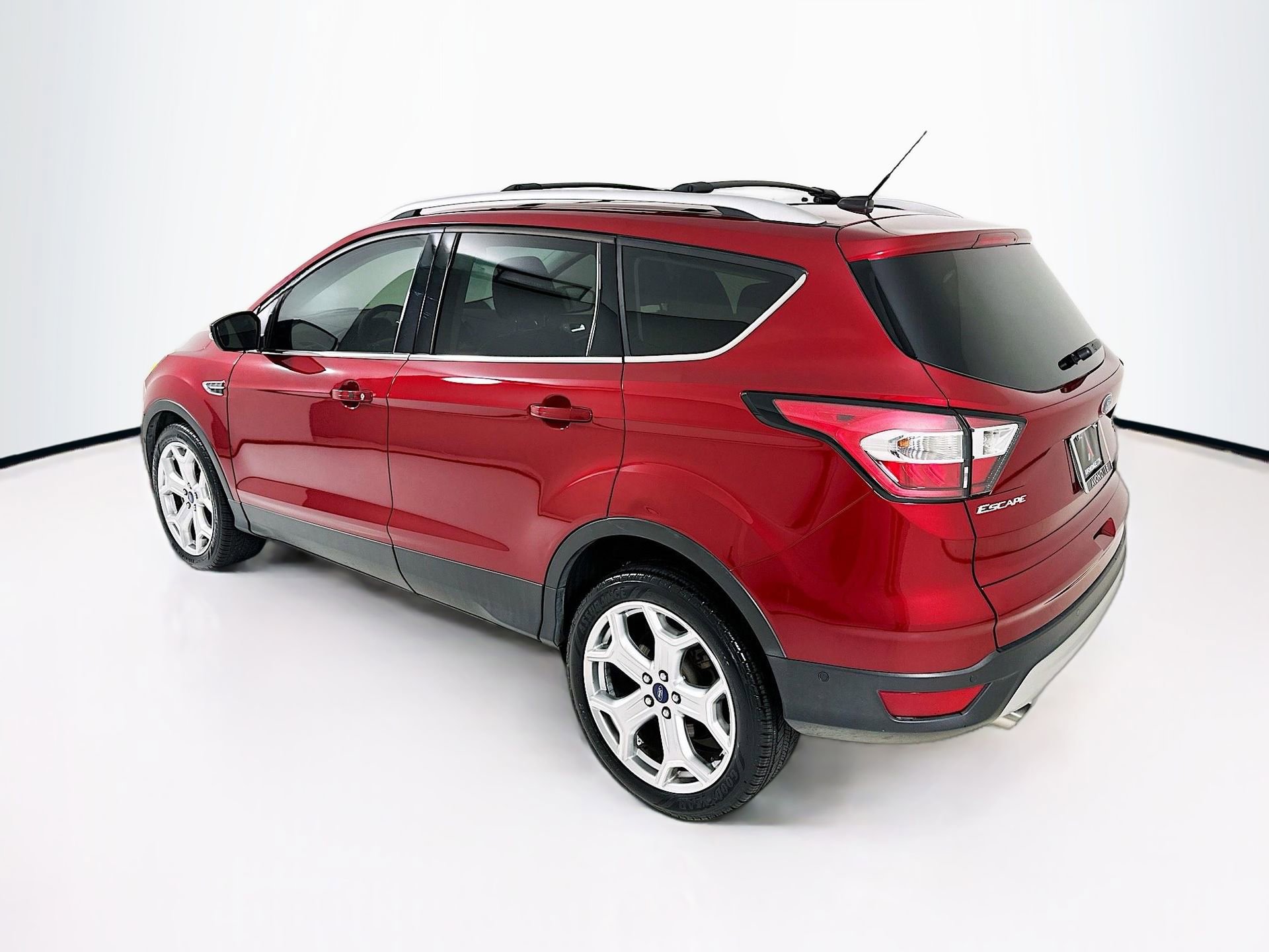 Used 2017 Ford Escape Titanium w/ Equipment Group 301A FWD image 6