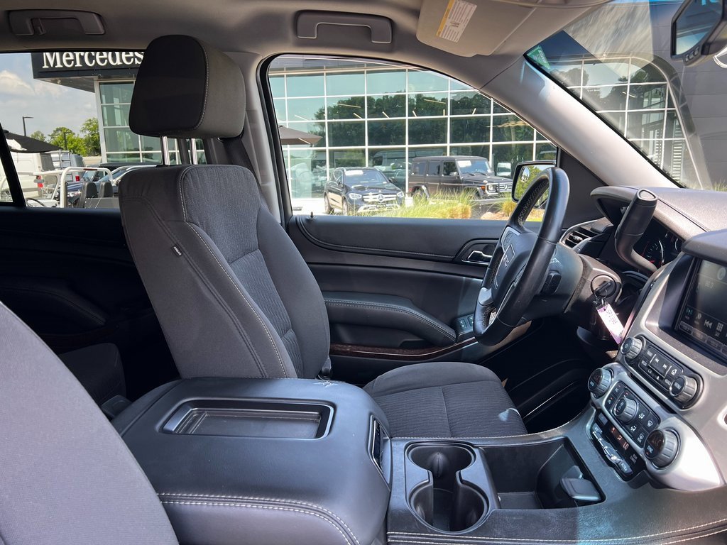 Used 2017 GMC Yukon SLE w/ SLE Value Package image 17