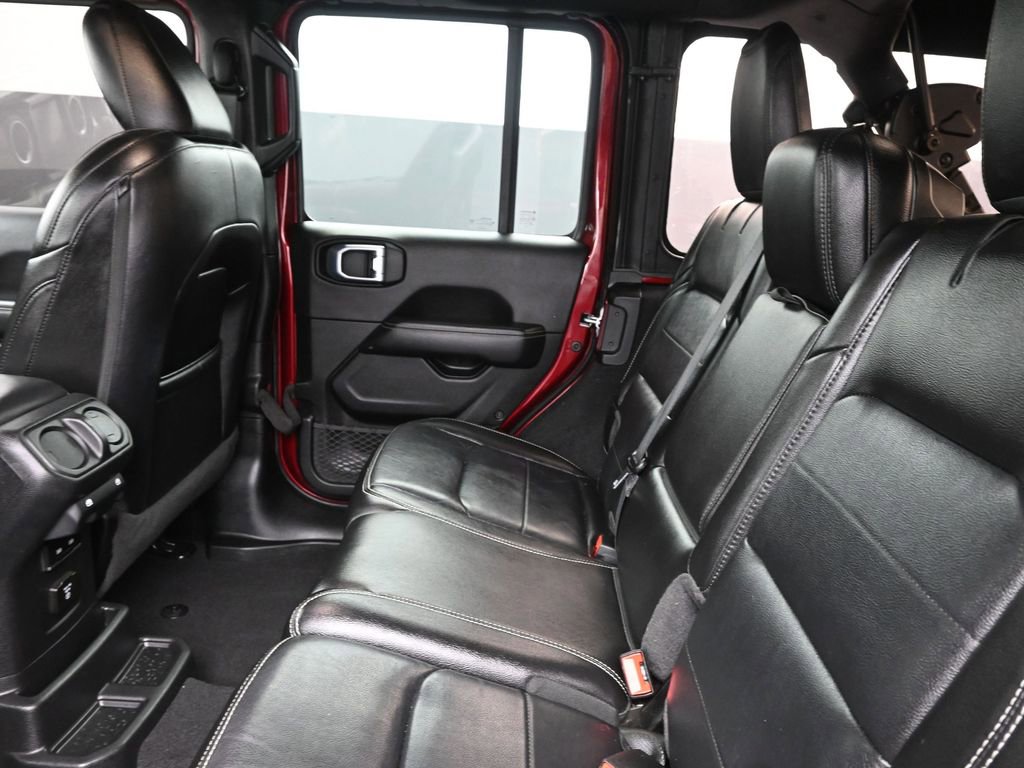 Used 2021 Jeep Wrangler Unlimited Sahara image 24