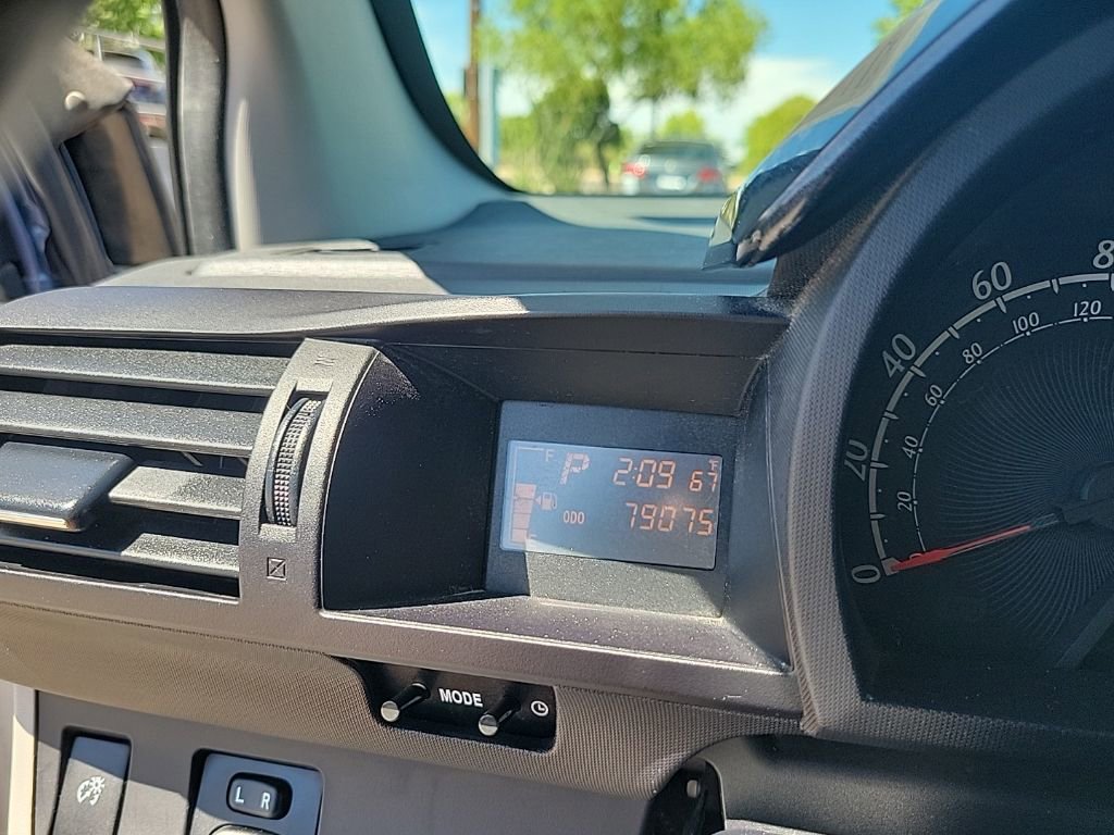 Used 2012 Scion iQ w/ Rear Speaker Pkg image 31