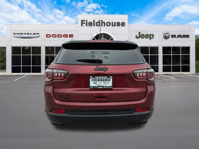 Used 2022 Jeep Compass Latitude w/ Sun and Sound Group AWD/4WD image 12