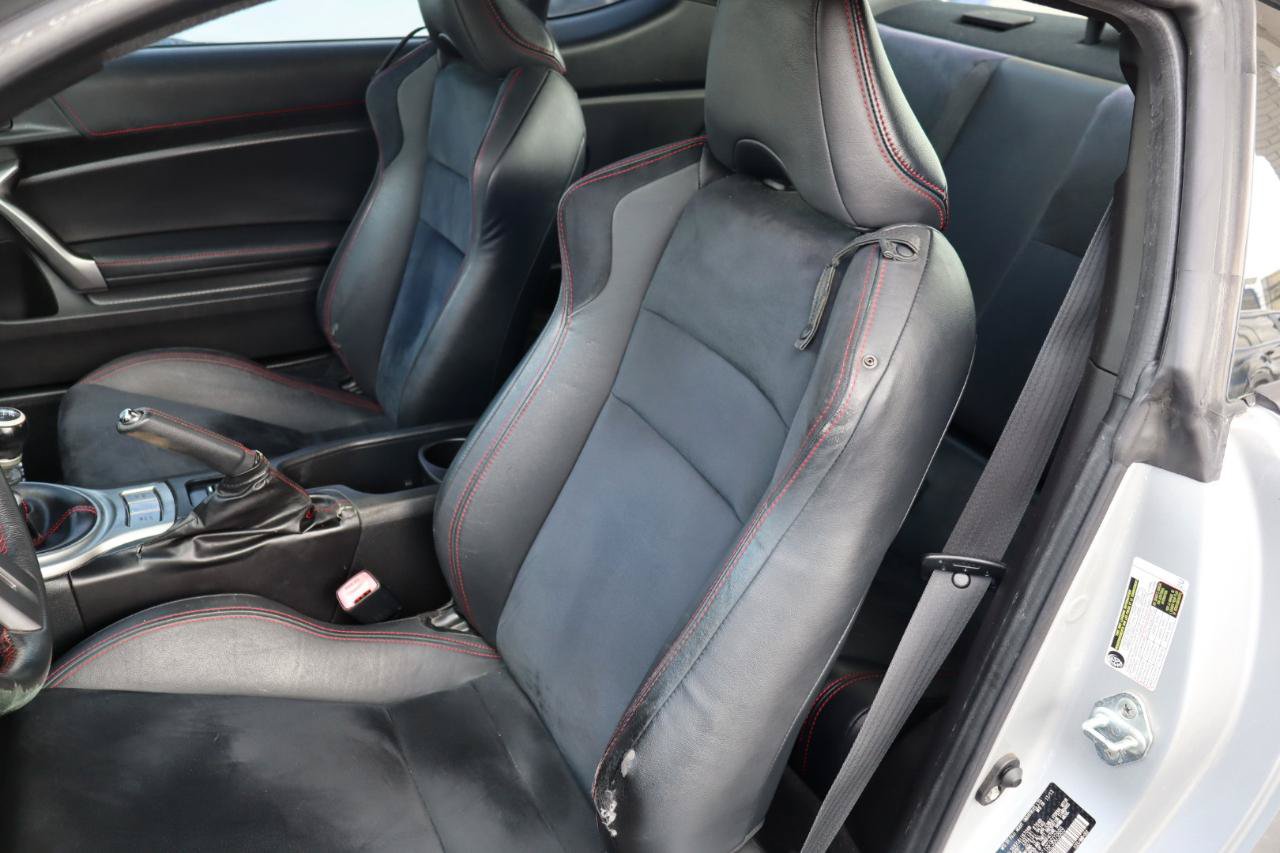 Used 2014 Subaru BRZ Limited w/ Popular Package #2B RWD image 13