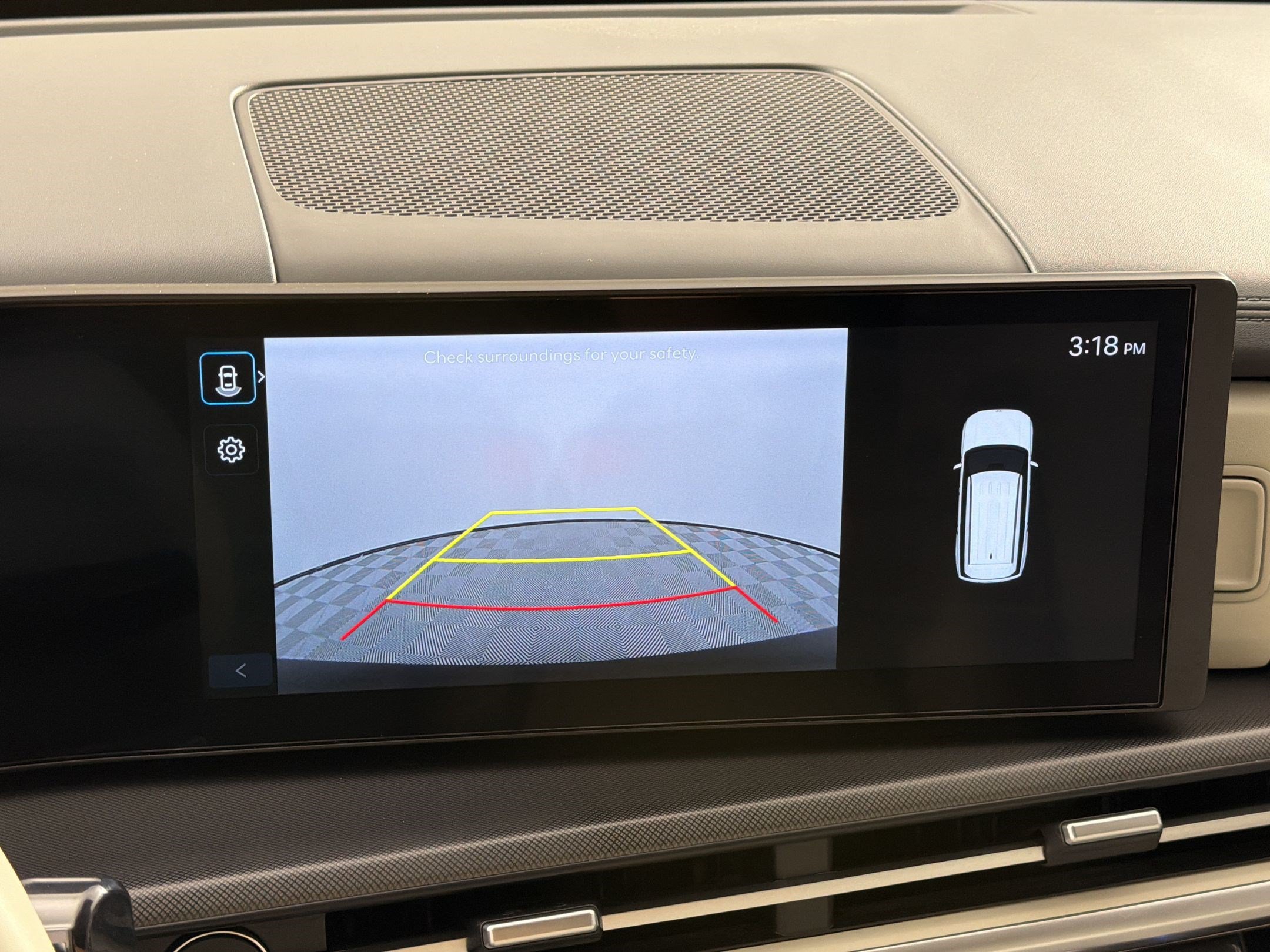 Used 2025 Hyundai Santa Fe SEL FWD image 19