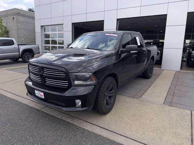 Used 2015 RAM 1500 Sport w/ Black Ram 1500 Sport Group AWD/4WD image 5