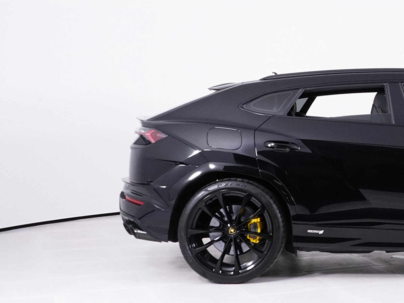 Used 2023 Lamborghini Urus S AWD/4WD image 14