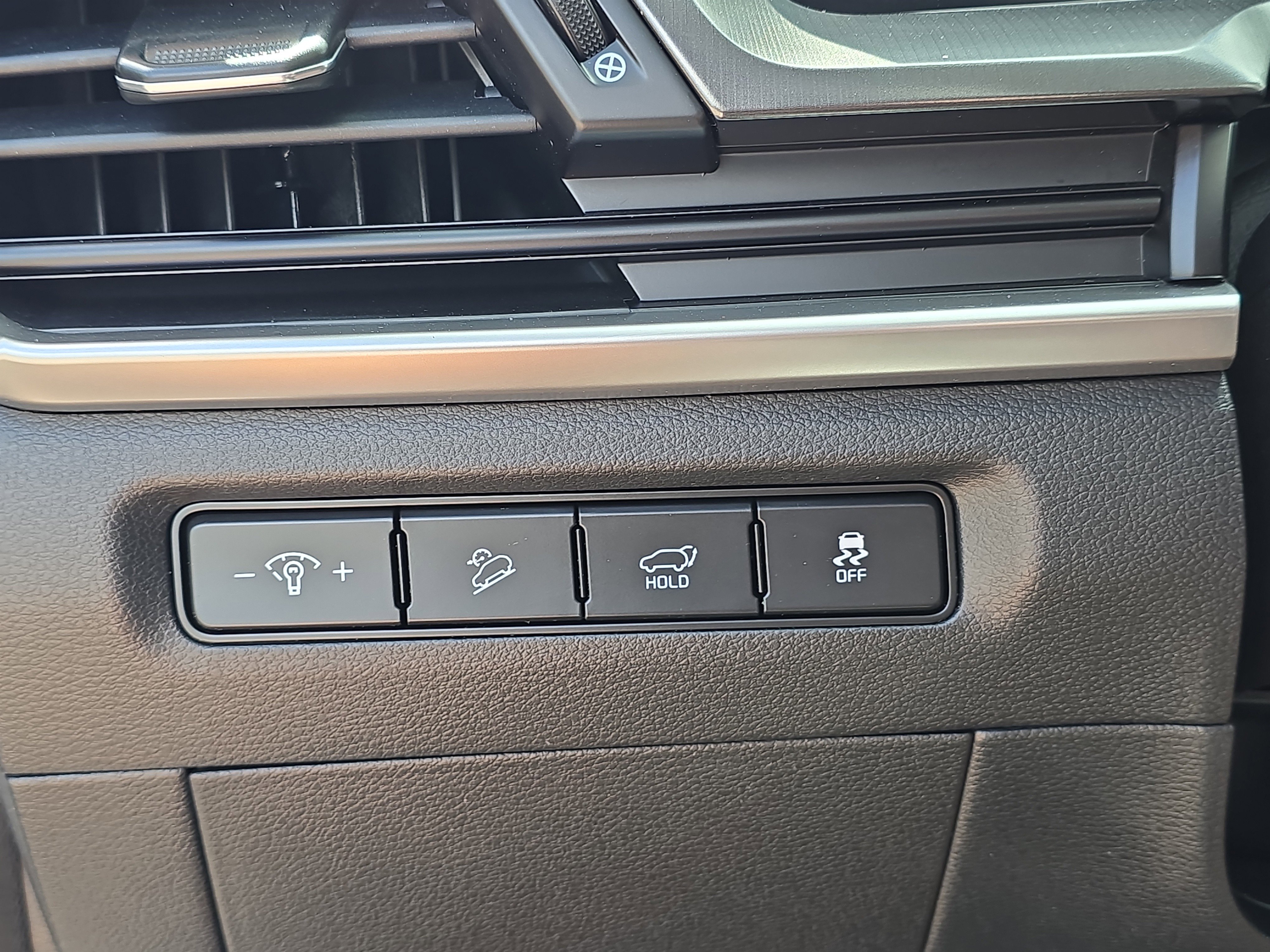 Certified 2025 Kia Telluride S FWD image 31