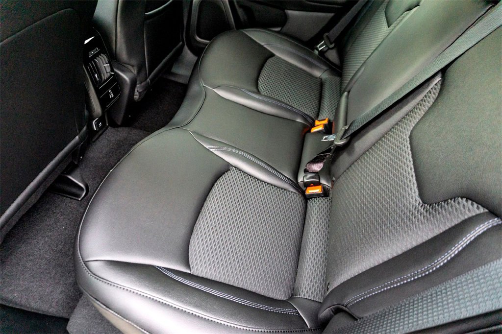 New 2026 Jeep Compass Latitude image 20